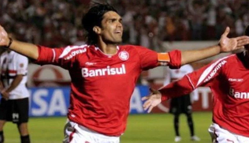 مقتل المهاجم فرنانداو بتحطم مروحية