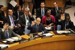 الائتلاف ضد ليبيا يتشكل والحلف الاطلسي يدرس دوره