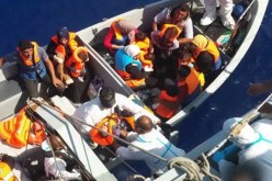 توقيف 10 أطفال جزائريين ورضيع داخل قارب حراڤة في إيطاليا