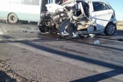 اصطدام حافلة لنقل المسافرين بسيارة في طريق تبسة