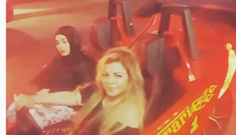 فلة عبابسة تتجول بـ”الفيراري” في بيروت