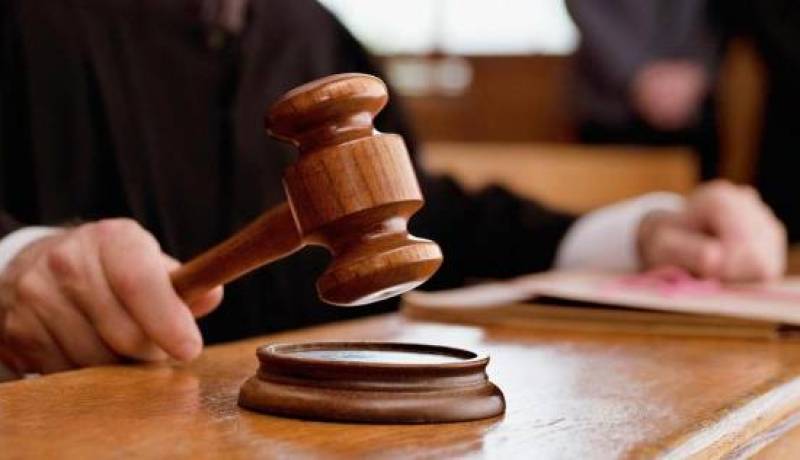 مبدأ التقاضي على درجتين يشعل مواجهات بين متهمين ومحاميهم طمعا في العفو الرئاسي