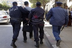 بنّاء مسبوق يقتحم مكتب محامية ويحطّم جداره لمحاولة سرقة محل للمجوهرات في الرغاية
