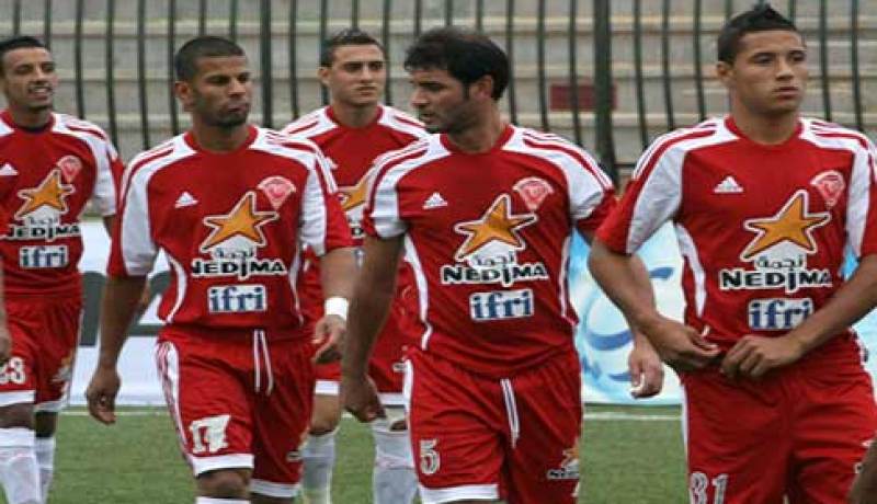  بوسعادة وهشام الشريف يتشاجران أمام مرأى المدرب سافوا