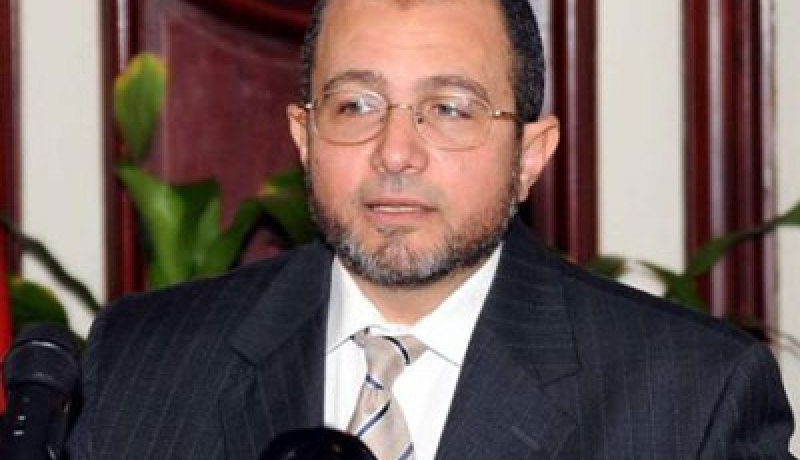الرئيس المصري يكلف وزير ري سابق بتشكيل حكومة جديدة