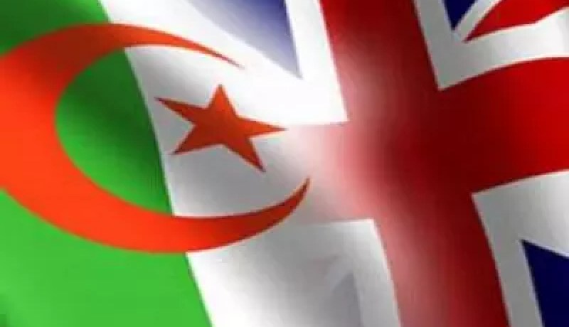 الجزائري رشيد سكاك يتسلم وسام رتبة الإمبراطورية البريطانية