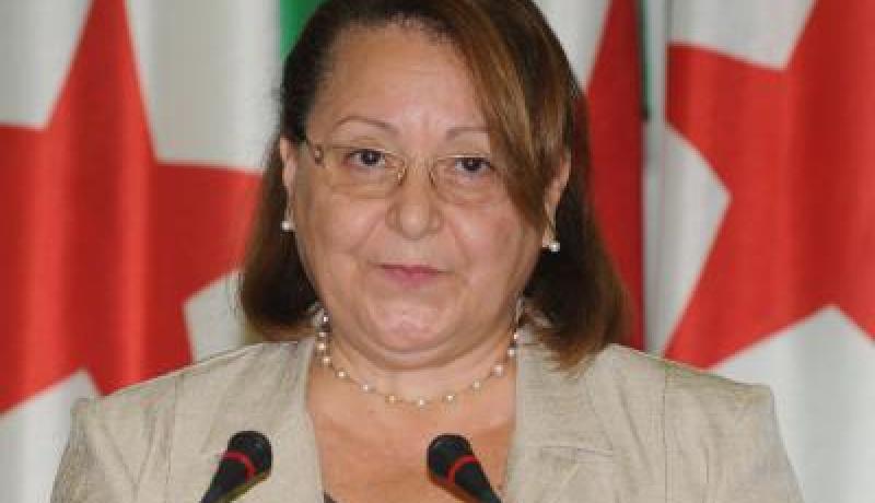 العمل جار مع عمال قطاع البريد  للدراسة والنظر في كيفية حل كل مشاكلهم