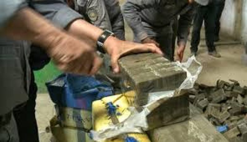 حجز 400 قارورة من المشروبات الكحولية و80 غرام من الكيف المعالج بتيسمسيلت