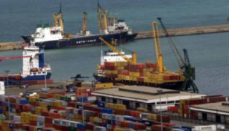 صادرات الجزائر بلغت 5ر39 مليار دولار خلال الاشهر ال11 الاولى لسنة 2009
