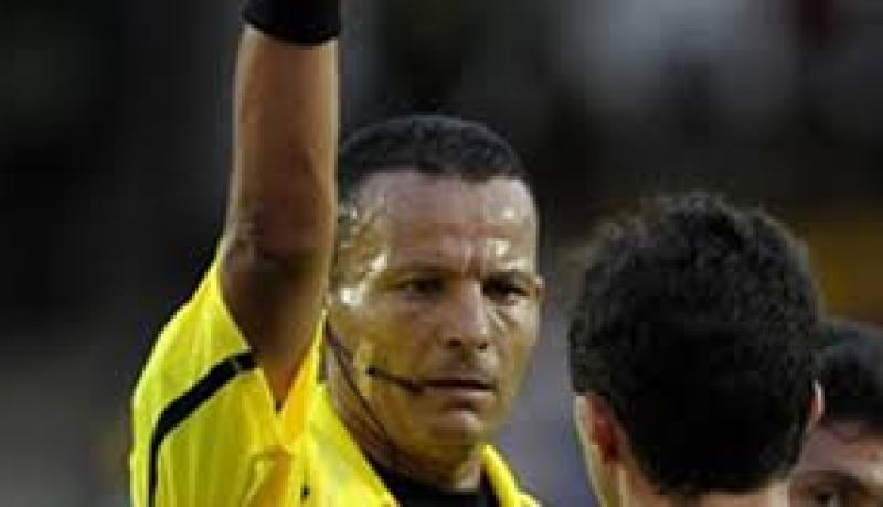 حيمودي يعلن إعتزاله بعد مونديال البرازيل