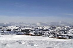 تساقط كثيف للثلوج يتسبب في غلق عدة طرق بالمدية