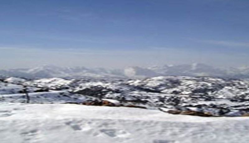 تساقط كثيف للثلوج يتسبب في غلق عدة طرق بالمدية