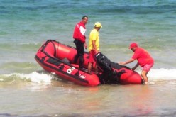 إنقاذ 12 شخصا من عائلة واحدة كانوا عالقين بساحل عين تموشنت