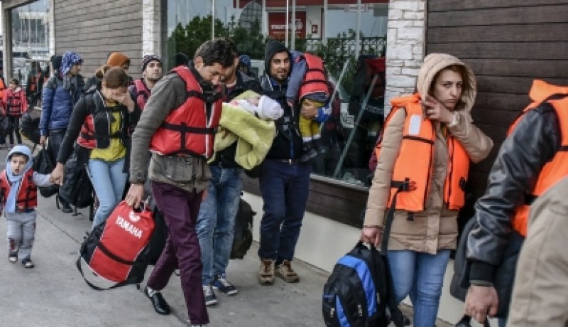 تركيا تحتجز 1300 مهاجر