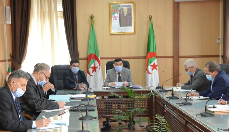 وزير التربية يأمر بالإسراع في اقتناء وسائل ومستلزمات الوقاية الصحية