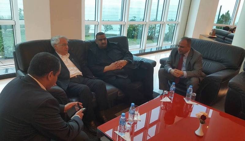 شكيب خليل في ضيافة النائب البرلماني بهاء الدين طليبة بعنابة