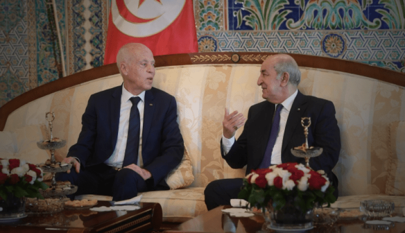 قيس سعيد:”الحمد لله على سلامة الأخ الرئيس عبد المجيد تبون و تعافيه من المرض”