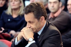 ساركوزي يعقد اجتماعا مع وزرائه ورئيس هيئة الاركان