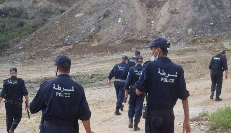 سكيكدة.. الإطاحة بشبكة إجرامية وحجز 5 صفائح “زطلة”