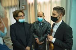 بن دودة تؤكد ضرورة دمج طلبة وخريجي المعاهد المتخصّصة تحت الوصاية في الأعمال الفنيّة والثّقافية