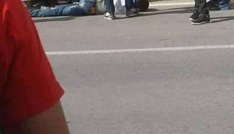 مشادات بالهراوات والسيوف بين الطلبة وأعوان أمن في جامعة باتنة