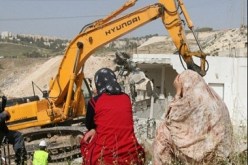 الاحتلال الإسرائيلي يهدم ست خيام جنوب شرق يطا بالخليل ويشرد أهلها