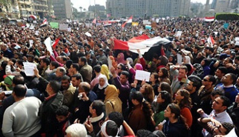 اعتقال 4 اشخاص في القاهرة.. ومصر تدعو الى عدم ادانة واشنطن الرسمية