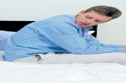 هل أقبل بجرح كبريائي‮ ‬وأتزوّجها من أجل مالها