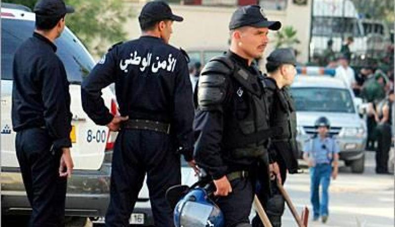 الأمن يحاصر مجموعة إرهابية داخل عمارة في قلب وهران
