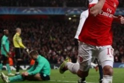 أفضل اللاعبين في الدوري الإنجليزي لعام 2012