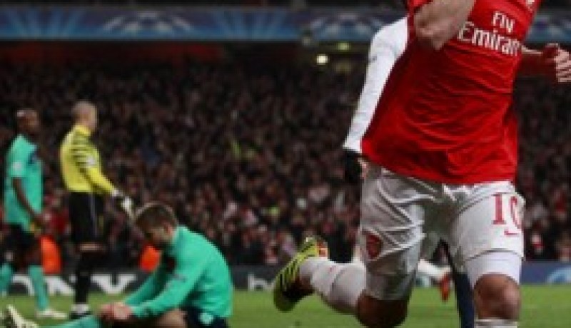 أفضل اللاعبين في الدوري الإنجليزي لعام 2012