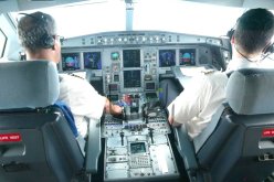 12 ألف يورو مطلب الطيارين كراتب شهري … !!!