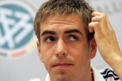 الـ”فيفا” يوقف قائد المنتخب الألماني فيليب لام لمباراة واحدة