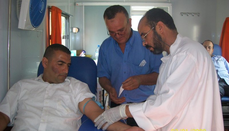 الاتحادية الجزائرية للتربع بالدم تدعو الجزائريين إلى التبرع بدمهم