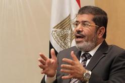 مرسي يقرر زيادة العلاوة الاجتماعية للعاملين بالدولة والمعاشات 15% والضمان لـ300 جنيه