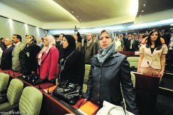 الجزائر من بين البلدان التي حققت تقدما كبيرا  في النساء البرلمانيات