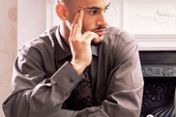 من تستر عيبي وليس في جيبي دينارا واحدا