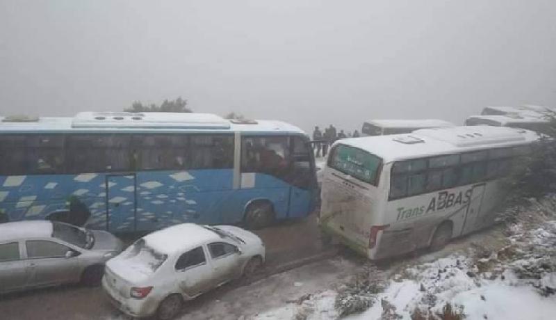 قرار جديد يُنظم حركة المرور في تيكجدة بالبويرة