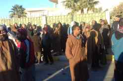 أولياء التلاميذ بالوادي يحتجون ويمنعون ابنائهم من العودة لمقاعد الدراسة