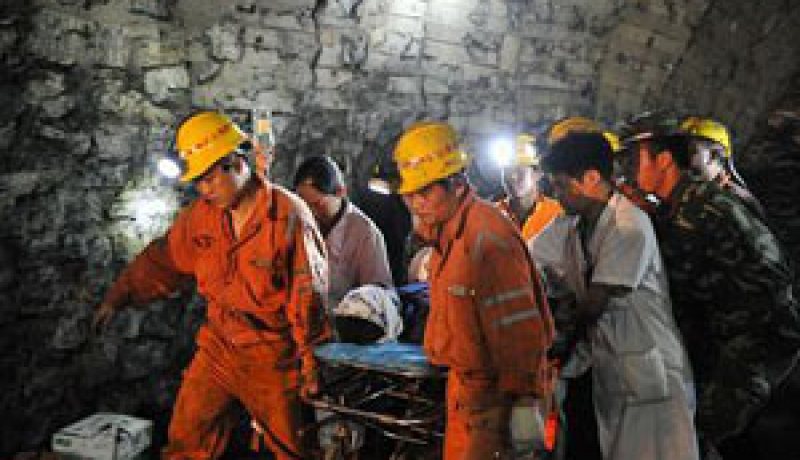 إنقاذ 4 عمال بعد محاصرتهم لخمسة أيام عقب حادث بمنجم للفحم بشمال شرقي الصين