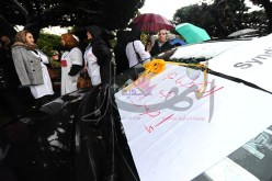الأطباء الأخصائيون والعامون والعمال المؤقتون يحتجون بمستشفى ترابي بوجمعة في بشار