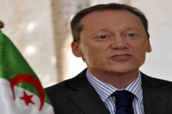 سفير المملكة المتحدة يشيد ب”التقدم” الذي أحرزته الجزائر في مجال ترقية حرية الصحافة