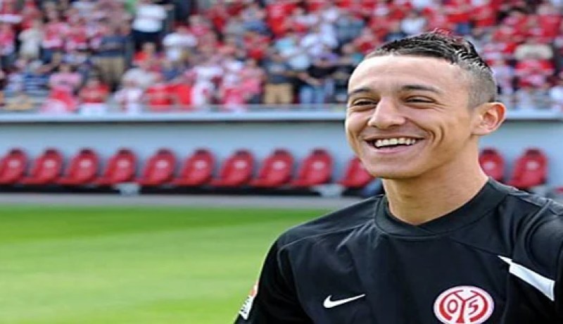 “روراوة وحليلوزيتش اتصلا بي لرفع معنوياتي وأشكر بوڤرة وڤديورة على إهدائهما لي الفوز في غامبيا”