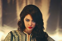 ابتسام تسكت تغنّي باللّهجة المصرية