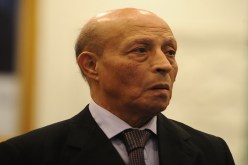 ولد خليفة يشعل النار في البرلمان