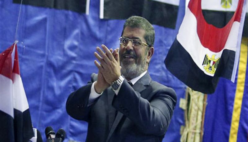 مرسي يبعد شفيق  بـ 200 ألف صوت فقط