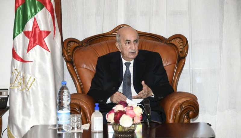 رئيس الجمهورية يهنئ الجزائريين بمناسبة يناير: أسأل الله أن تكون سنة خير وبركة ورخاء