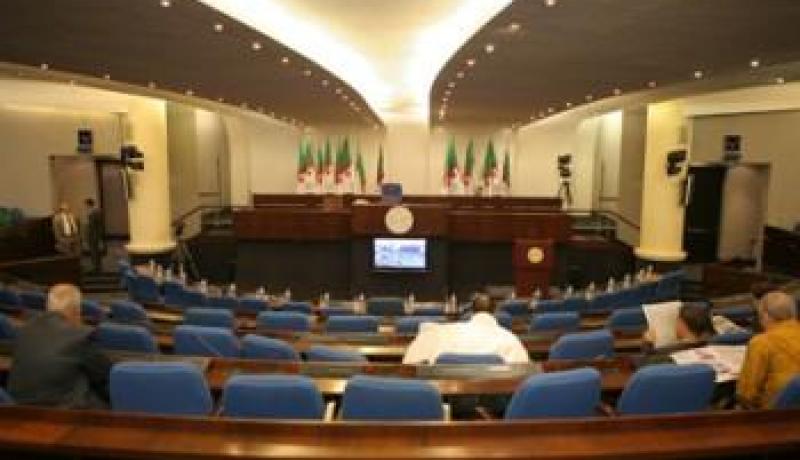 لجنة الشؤون القانونية و الإدارية و الحريات بالمجلس الشعبي الوطني تثبت عضوية النائب الجديد جيلالي محمود