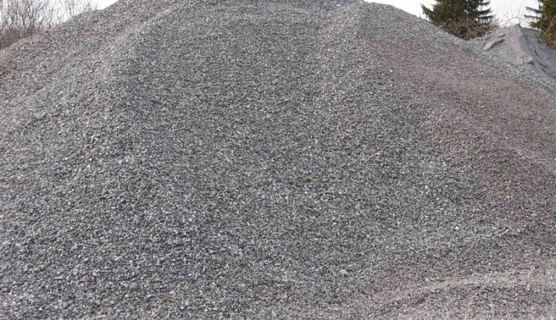 الجزائر تستورد الحصى من الهند