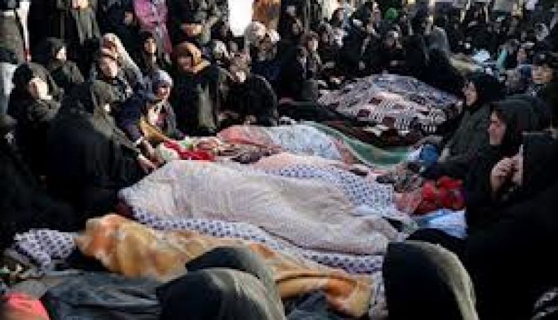 استشهاد 5 فلسطينيين في غارتين إسرائيليتين على سيارة ومزارعين بقطاع غزة